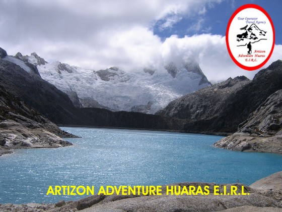 LAGUNA CULLICOCHA 4628 m. NEVADO SANTA CRUZ